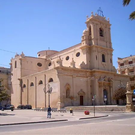 Casa Lucia Lejlighed Avola