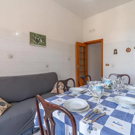 Casa Lucia Avola
