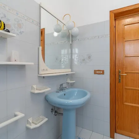 Casa Lucia Avola
