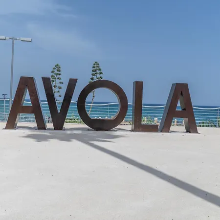Casa Lucia Avola